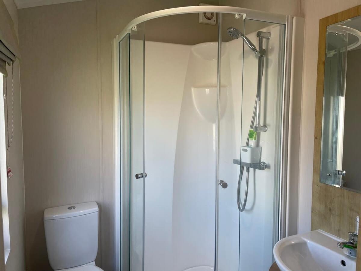 42 Woodland Walk Pevensey Bay Holiday Park Sleeps 6 Exterior photo