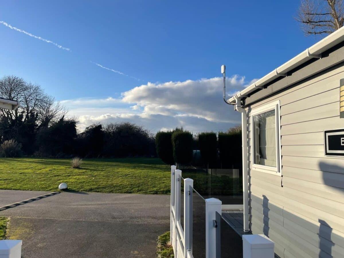 42 Woodland Walk Pevensey Bay Holiday Park Sleeps 6 Exterior photo