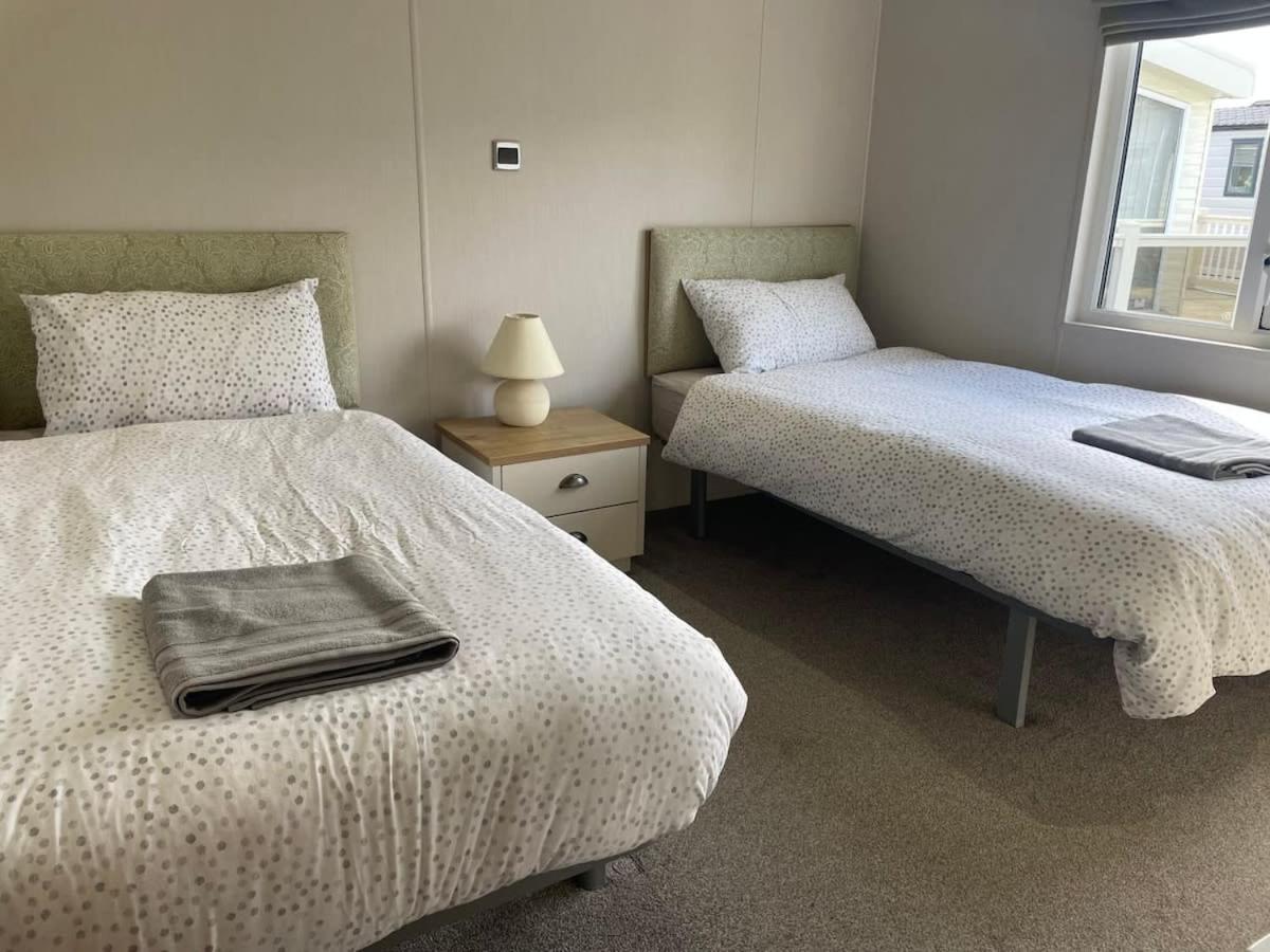 42 Woodland Walk Pevensey Bay Holiday Park Sleeps 6 Exterior photo
